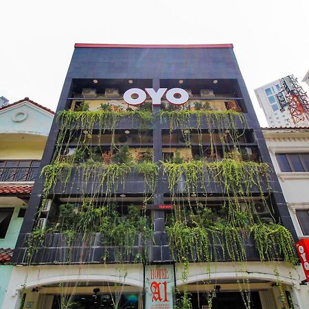 Super Oyo Capital O 217 A1 Hotel Surabaya Exterior photo
